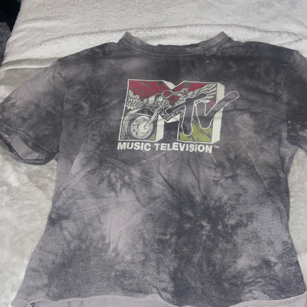 Worn 3-4 times since I bought it (2021) and never touched it again